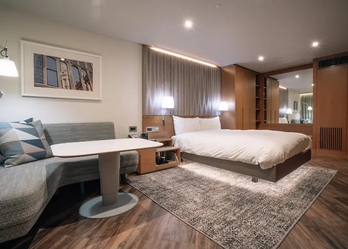 Club Quarters Hotel Covent Garden Holborn, London